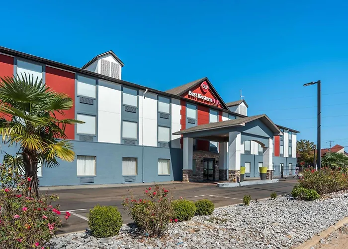 Best Western Plus Jackson Downtown Coliseum