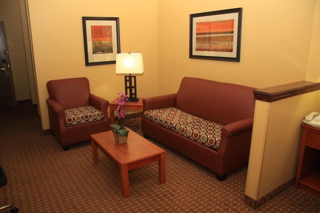 Western Downtown Coliseum Hotel
