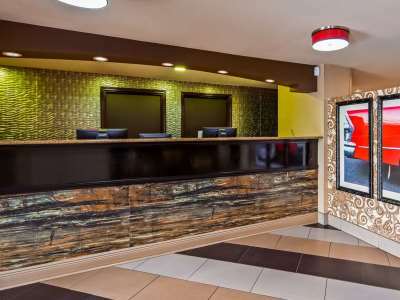 Western Downtown Coliseum Hotel 3*