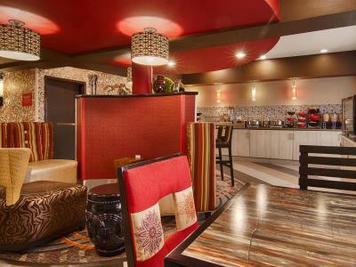 Western Downtown Coliseum Hotel 3*